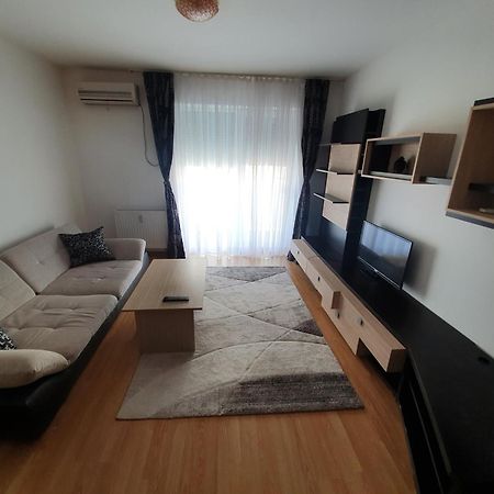 拉迪亚Urban Retreat Luxury Hideaway公寓 外观 照片